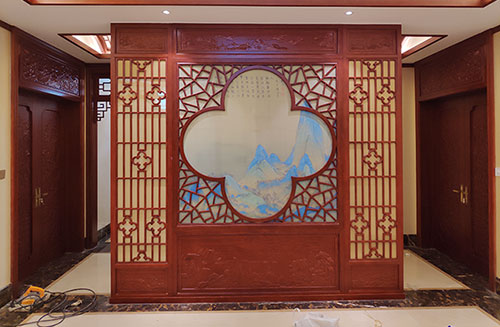 广州会所室内装修中式仿古实木屏风隔断展示
